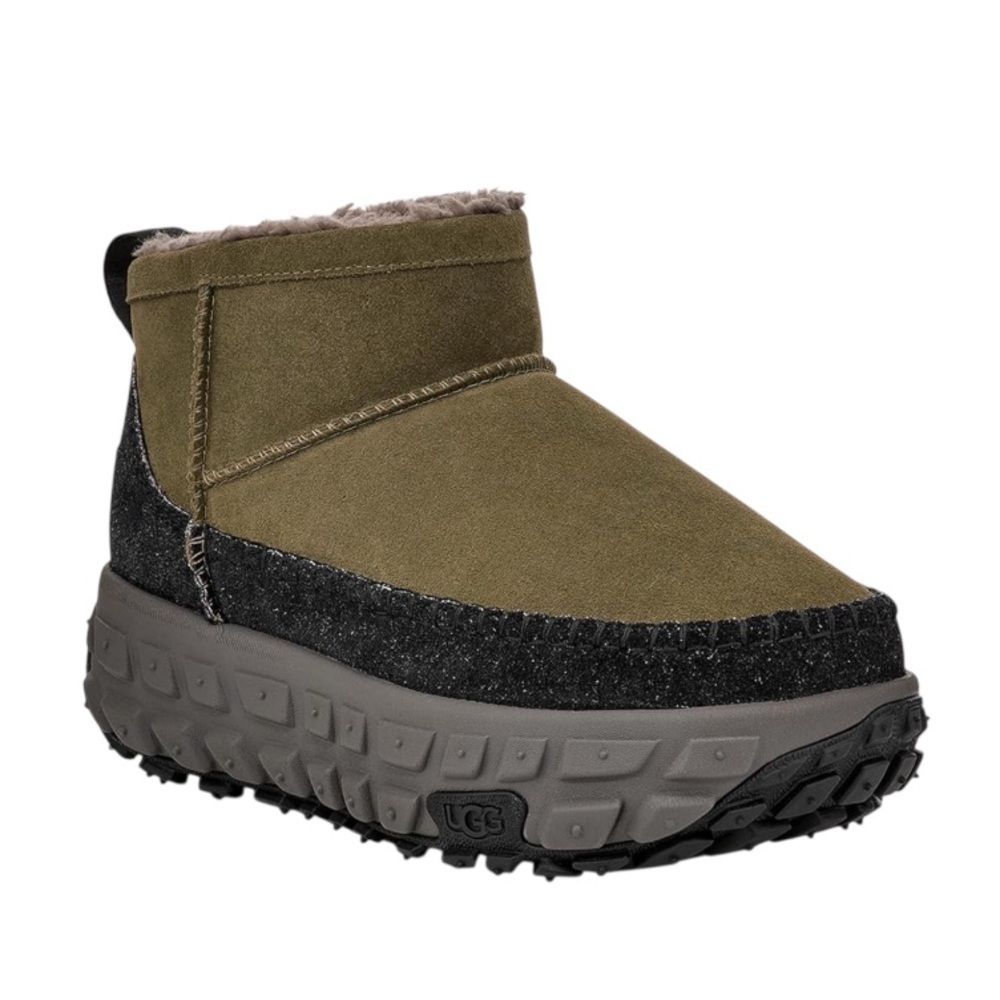 UGG mens Venture Daze Ultra Mini